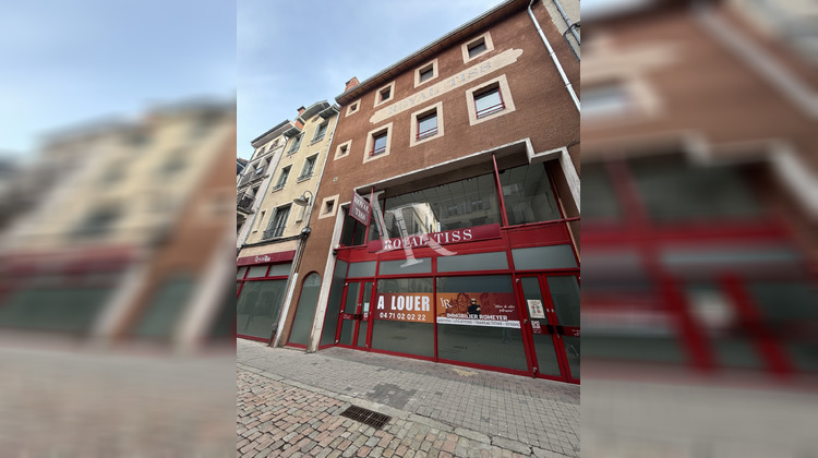 Ma-Cabane - Location Local commercial Le Puy-en-Velay, 806 m²
