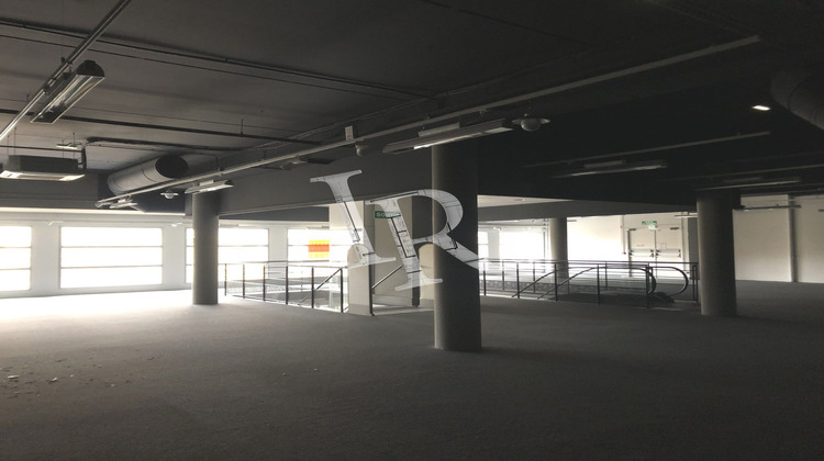 Ma-Cabane - Location Local commercial Le Puy-en-Velay, 962 m²