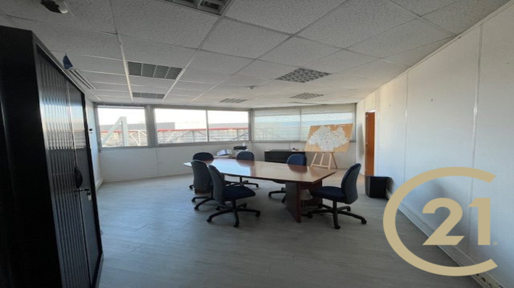 Ma-Cabane - Location Local commercial Le Sequestre, 300 m²
