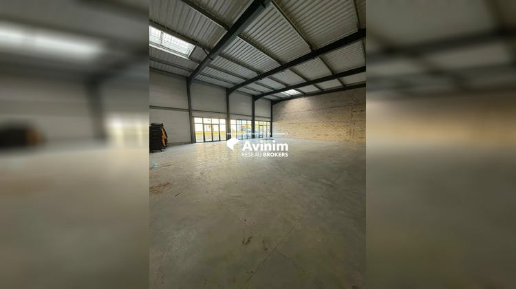 Ma-Cabane - Location Local commercial Le Thillay, 252 m²