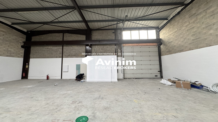 Ma-Cabane - Location Local commercial Le Thillay, 1296 m²