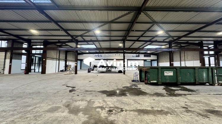 Ma-Cabane - Location Local commercial Le Thillay, 1296 m²