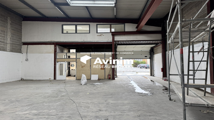 Ma-Cabane - Location Local commercial Le Thillay, 1296 m²