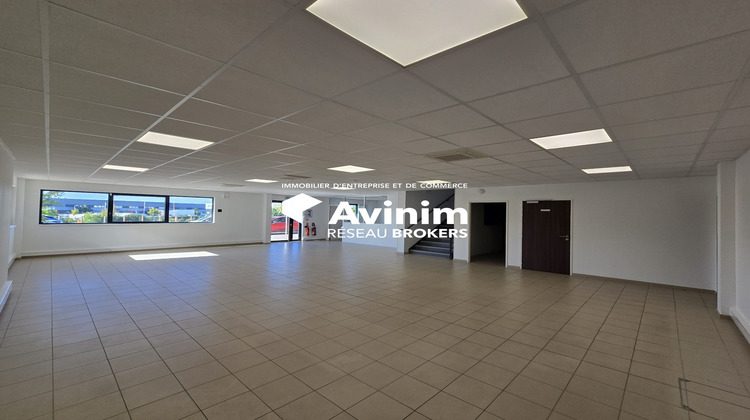 Ma-Cabane - Location Local commercial Le Thillay, 2617 m²