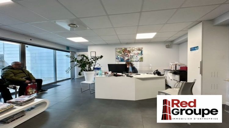 Ma-Cabane - Location Local commercial Le Tholonet, 97 m²