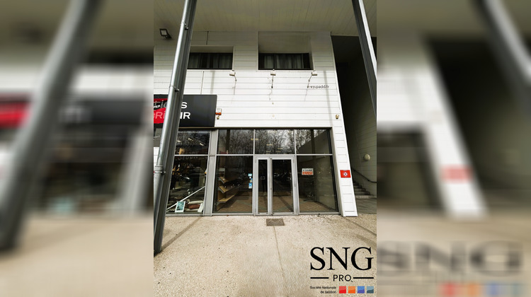 Ma-Cabane - Location Local commercial Le Tholonet, 649 m²