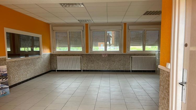 Ma-Cabane - Location Local commercial Leforest, 108 m²