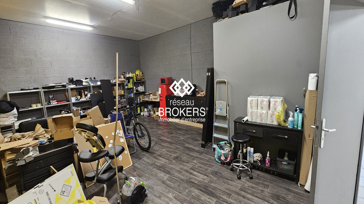 Ma-Cabane - Location Local commercial Lempdes, 260 m²