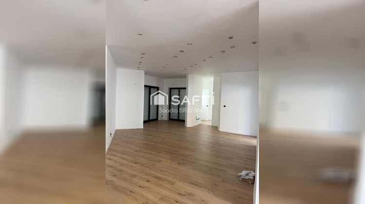 Ma-Cabane - Location Local commercial Lens, 270 m²