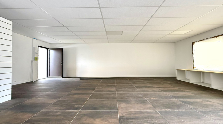 Ma-Cabane - Location Local commercial Léognan, 101 m²