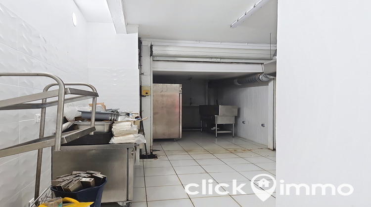 Ma-Cabane - Location Local commercial Les Abymes, 90 m²