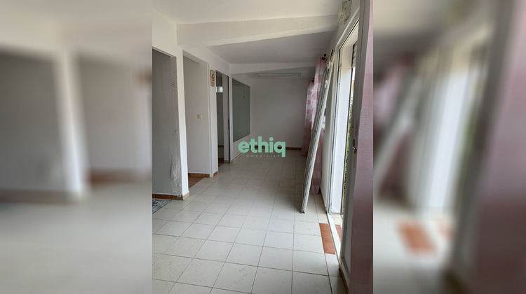 Ma-Cabane - Location Local commercial Les Abymes, 95 m²