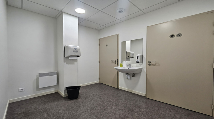 Ma-Cabane - Location Local commercial LES ANGLES, 176 m²