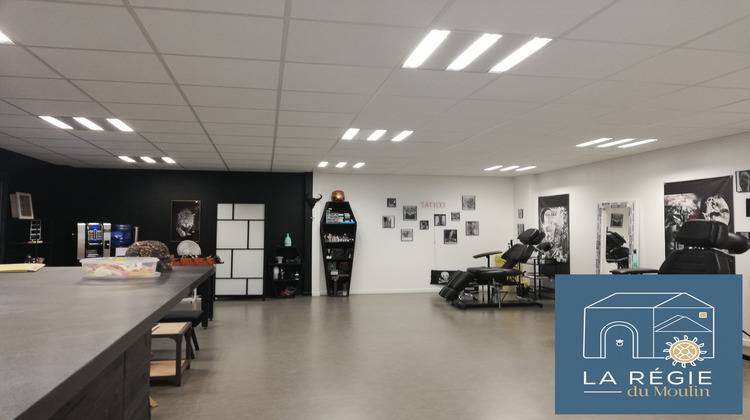 Ma-Cabane - Location Local commercial LES AVENIERES, 64 m²