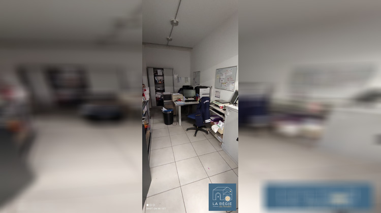 Ma-Cabane - Location Local commercial LES AVENIERES, 176 m²