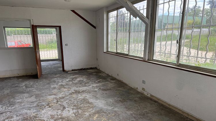 Ma-Cabane - Location Local commercial LES CLAYES-SOUS-BOIS, 88 m²
