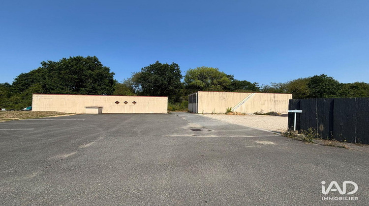 Ma-Cabane - Location Local commercial Les Essarts-le-Roi, 1200 m²