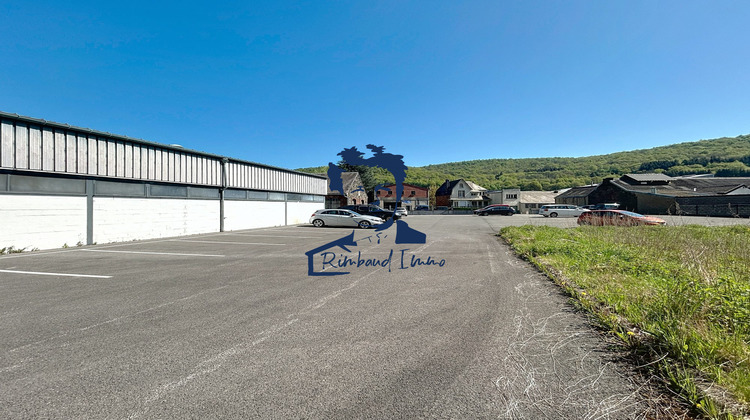 Ma-Cabane - Location Local commercial Les Hautes-Rivières, 700 m²