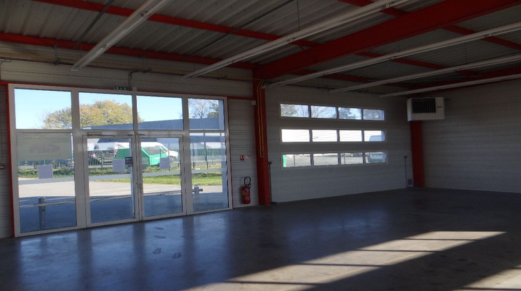 Ma-Cabane - Location Local commercial LES HERBIERS, 360 m²