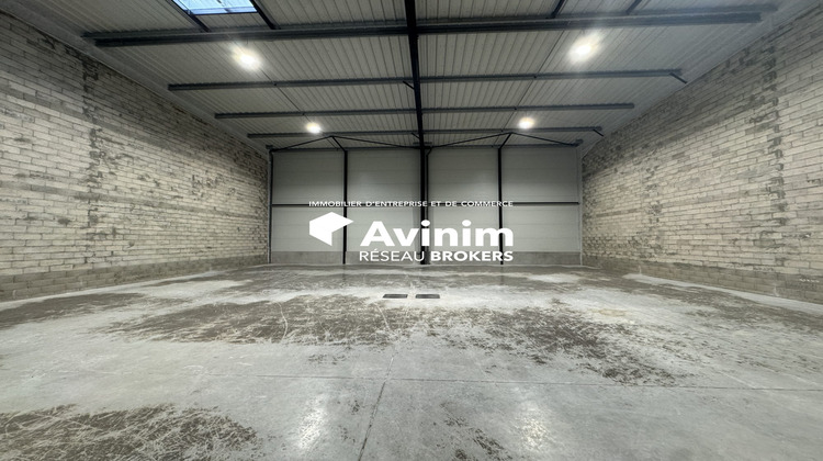 Ma-Cabane - Location Local commercial Les Pavillons-sous-Bois, 620 m²
