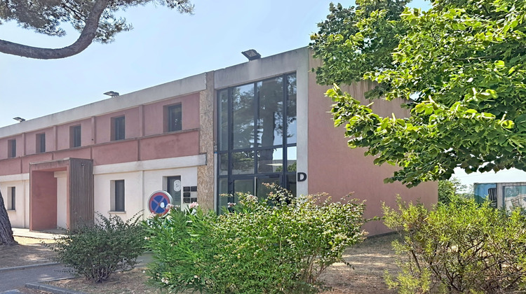 Ma-Cabane - Location Local commercial LES PENNES MIRABEAU, 15 m²