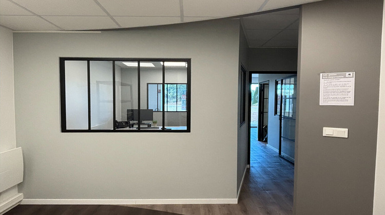 Ma-Cabane - Location Local commercial LES SABLES-D'OLONNE, 78 m²