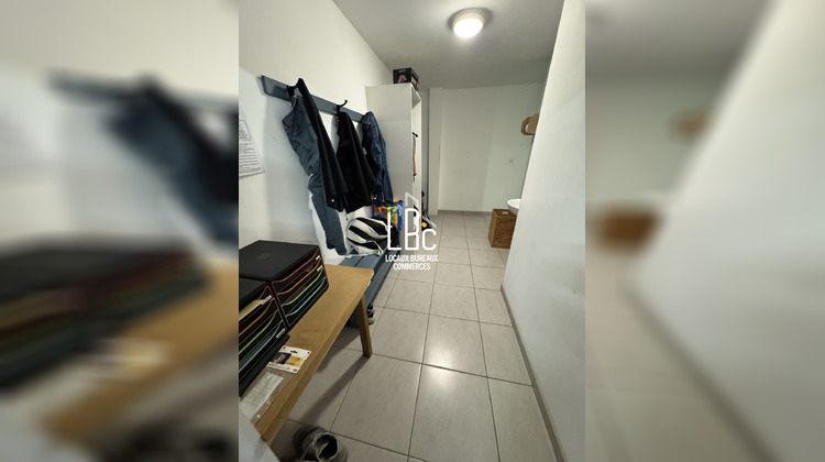 Ma-Cabane - Location Local commercial Les Touches, 311 m²