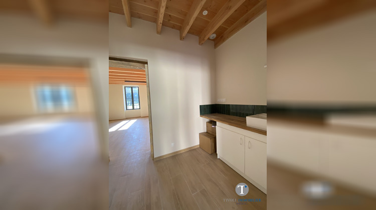 Ma-Cabane - Location Local commercial Lesparre-Médoc, 60 m²