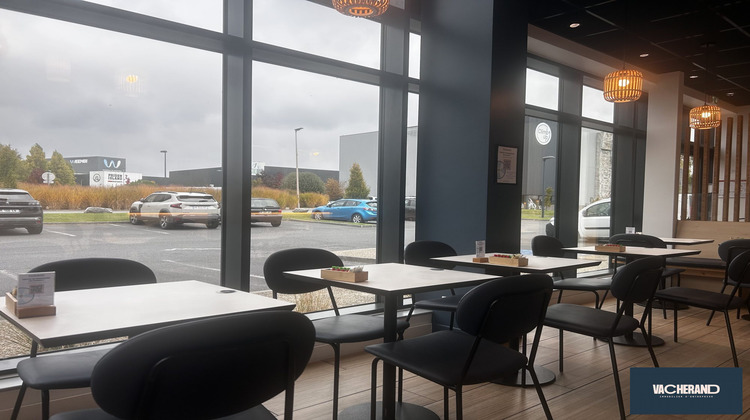 Ma-Cabane - Location Local commercial Lesquin, 190 m²