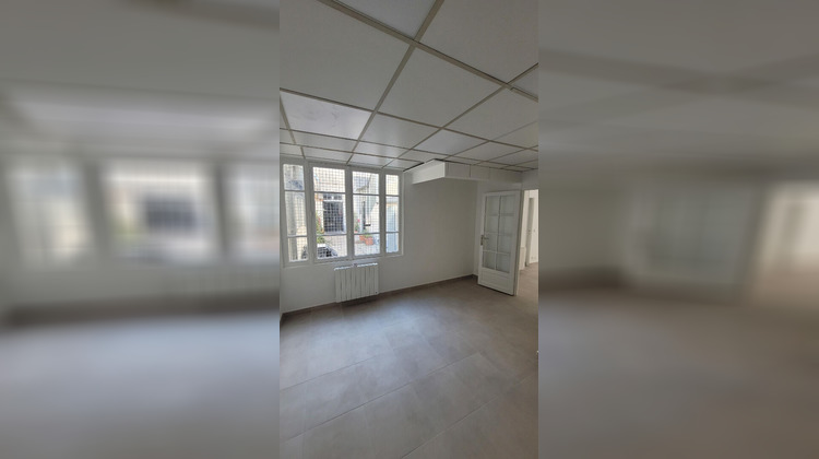 Ma-Cabane - Location Local commercial LEVALLOIS-PERRET, 48 m²