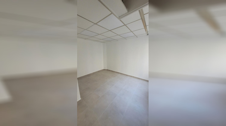 Ma-Cabane - Location Local commercial LEVALLOIS-PERRET, 48 m²