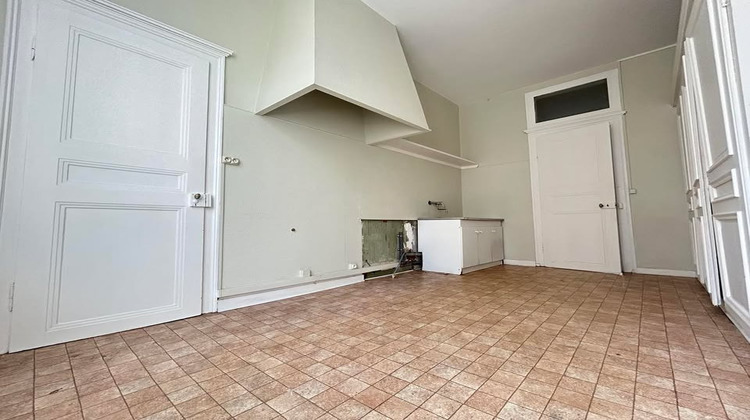 Ma-Cabane - Location Local commercial LILLE, 218 m²