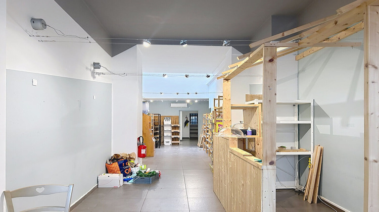 Ma-Cabane - Location Local commercial LILLE, 65 m²