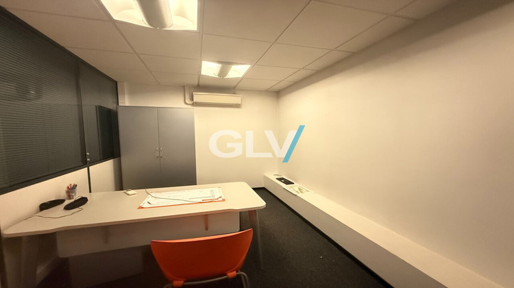 Ma-Cabane - Location Local commercial LILLE, 153 m²