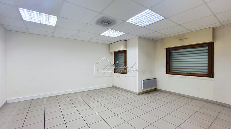 Ma-Cabane - Location Local commercial Lille, 79 m²