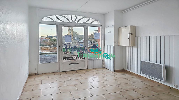 Ma-Cabane - Location Local commercial LILLEBONNE, 45 m²