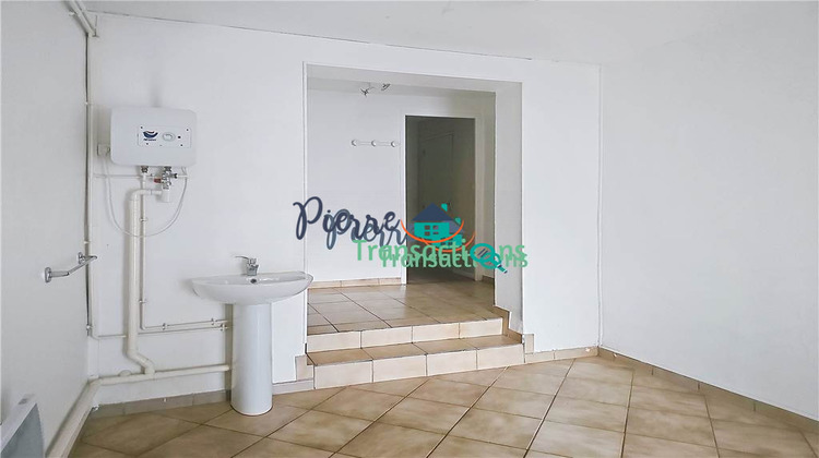 Ma-Cabane - Location Local commercial LILLEBONNE, 45 m²