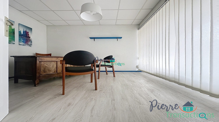 Ma-Cabane - Location Local commercial LILLEBONNE, 40 m²
