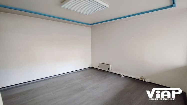 Ma-Cabane - Location Local commercial LIMOGES, 106 m²