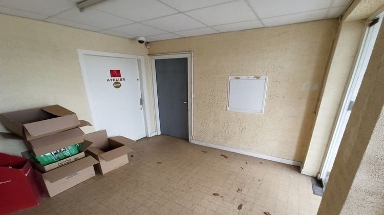 Ma-Cabane - Location Local commercial Limoges, 200 m²