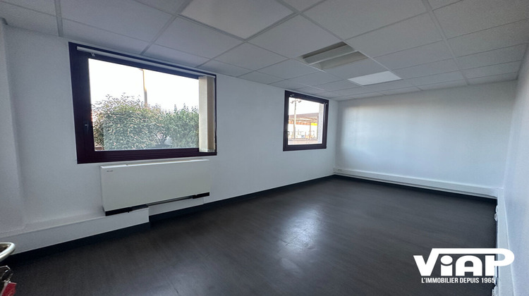 Ma-Cabane - Location Local commercial LIMOGES, 425 m²