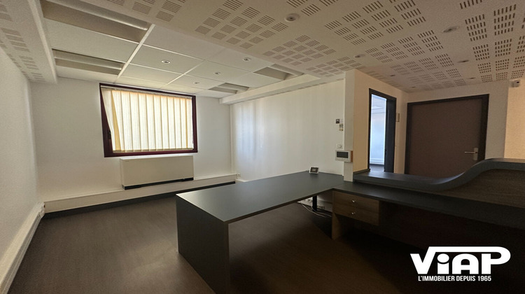 Ma-Cabane - Location Local commercial LIMOGES, 425 m²