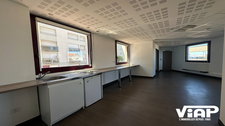 Ma-Cabane - Location Local commercial LIMOGES, 300 m²