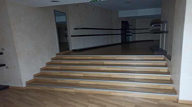 Ma-Cabane - Location Local commercial Limoges, 168 m²