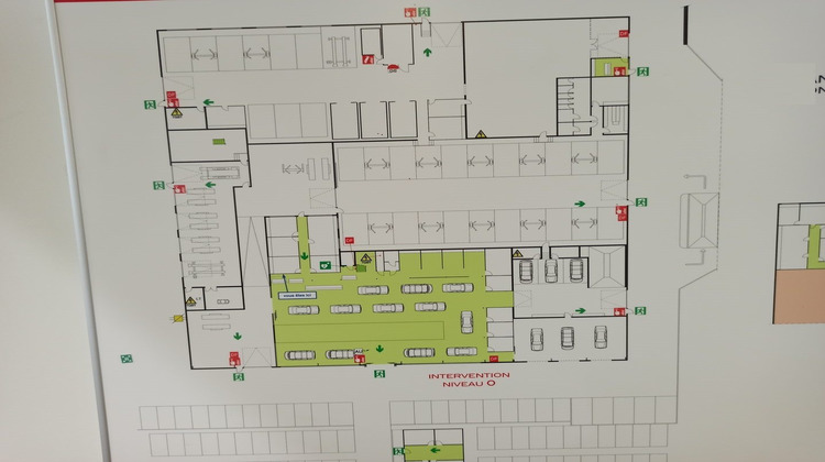 Ma-Cabane - Location Local commercial Limoges, 4390 m²