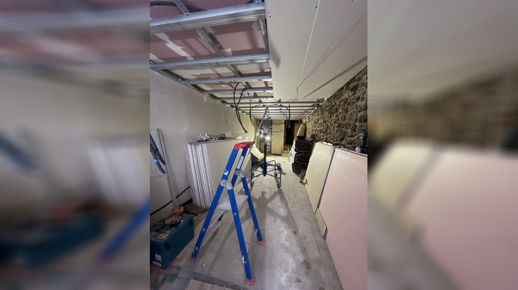 Ma-Cabane - Location Local commercial Limoges, 40 m²