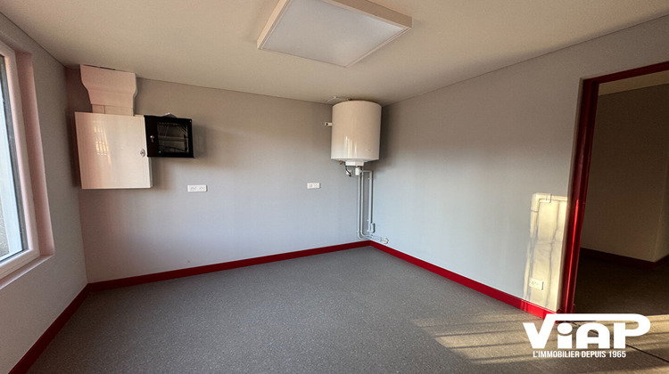 Ma-Cabane - Location Local commercial LIMOGES, 680 m²