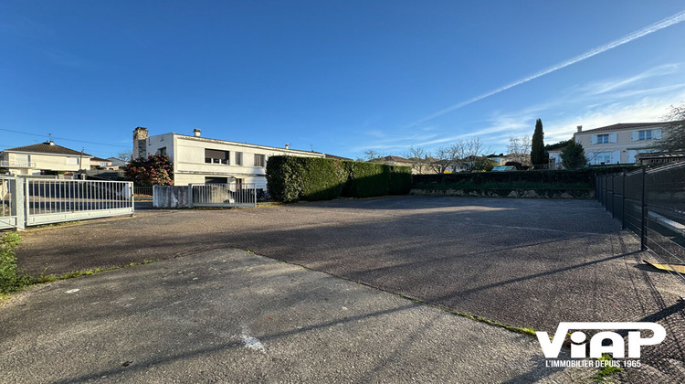Ma-Cabane - Location Local commercial LIMOGES, 680 m²