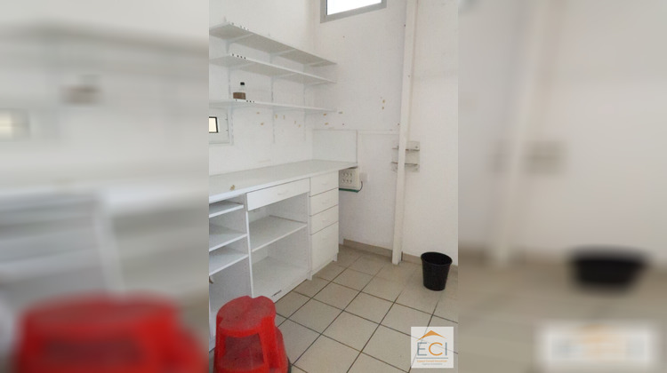 Ma-Cabane - Location Local commercial LIMOGES, 300 m²