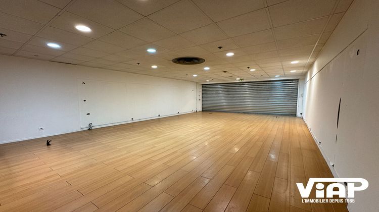 Ma-Cabane - Location Local commercial LIMOGES, 81 m²